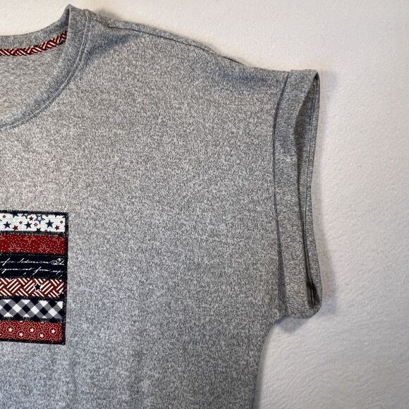 Clover + Pine Women's Shirt American Flag Size XL Short Sleeve Gray Patriotic - Picture 13 of 14